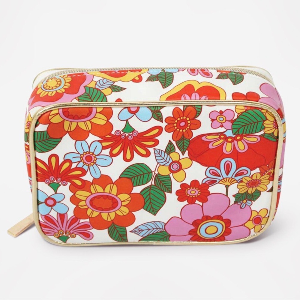 Peek-A-Boo Travel Case Set Packed Party